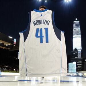 Dallas Nowitzki #41 jersey